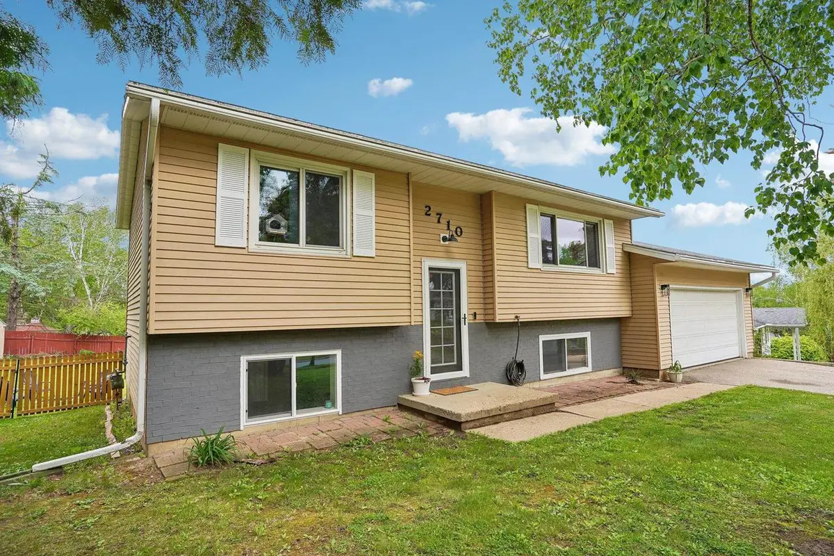 2710 Golden Gate Way, Madison, WI 53713 - #1