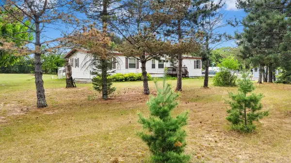 N4938 County Road J, Oxford, WI 53952