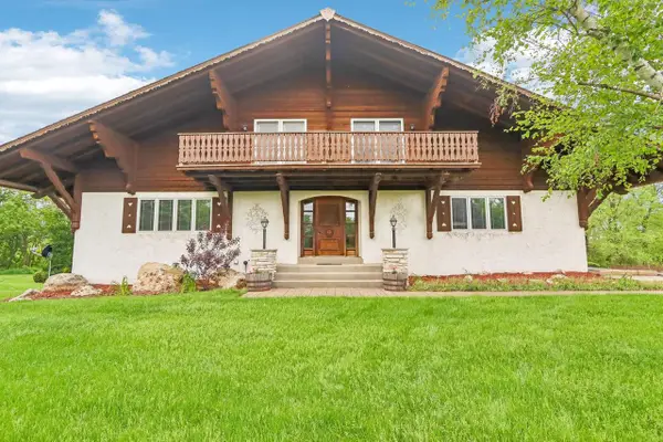 N8984 Old Madison Road, New Glarus, WI 53574