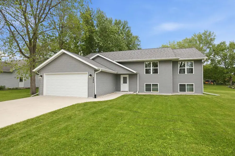 390 Meadow Lane, Columbus, WI 53925 - #2