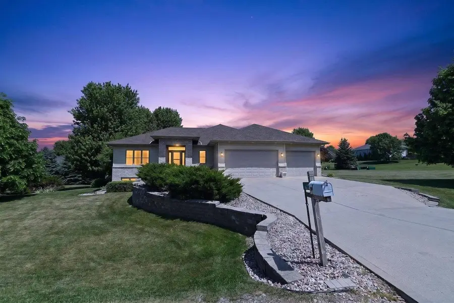 5215 Preservation Place, Sun Prairie, WI 53590 - #2