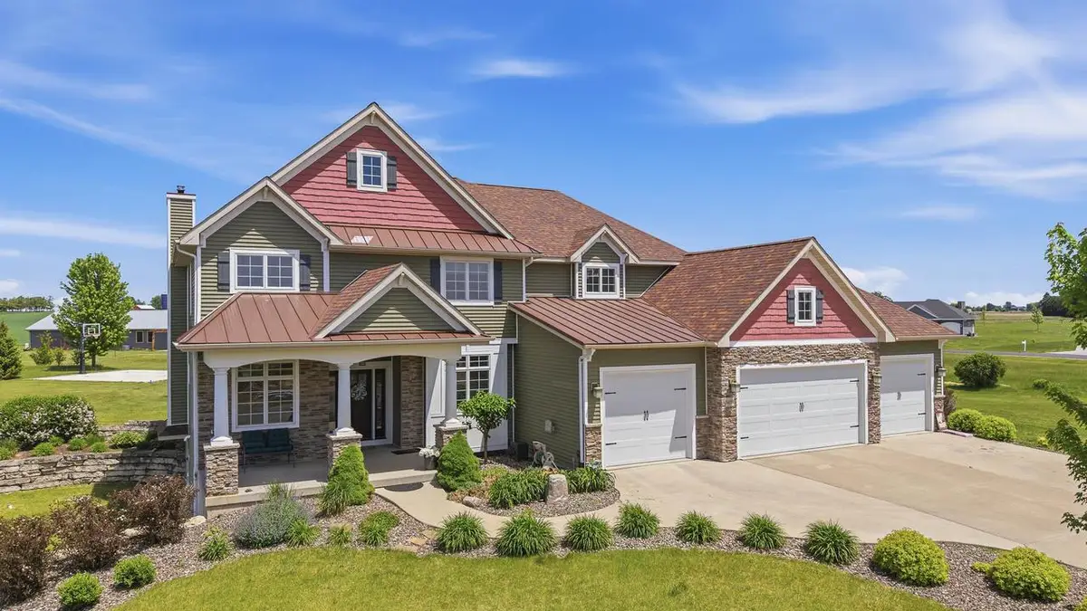 N6350 Tradewinds Circle, Beaver Dam, WI 53916 - #1