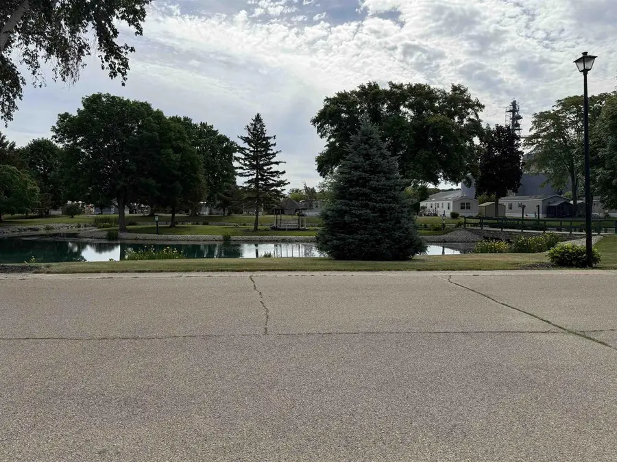 31 Maple Grove Avenue, Jefferson, WI 53549 - #2