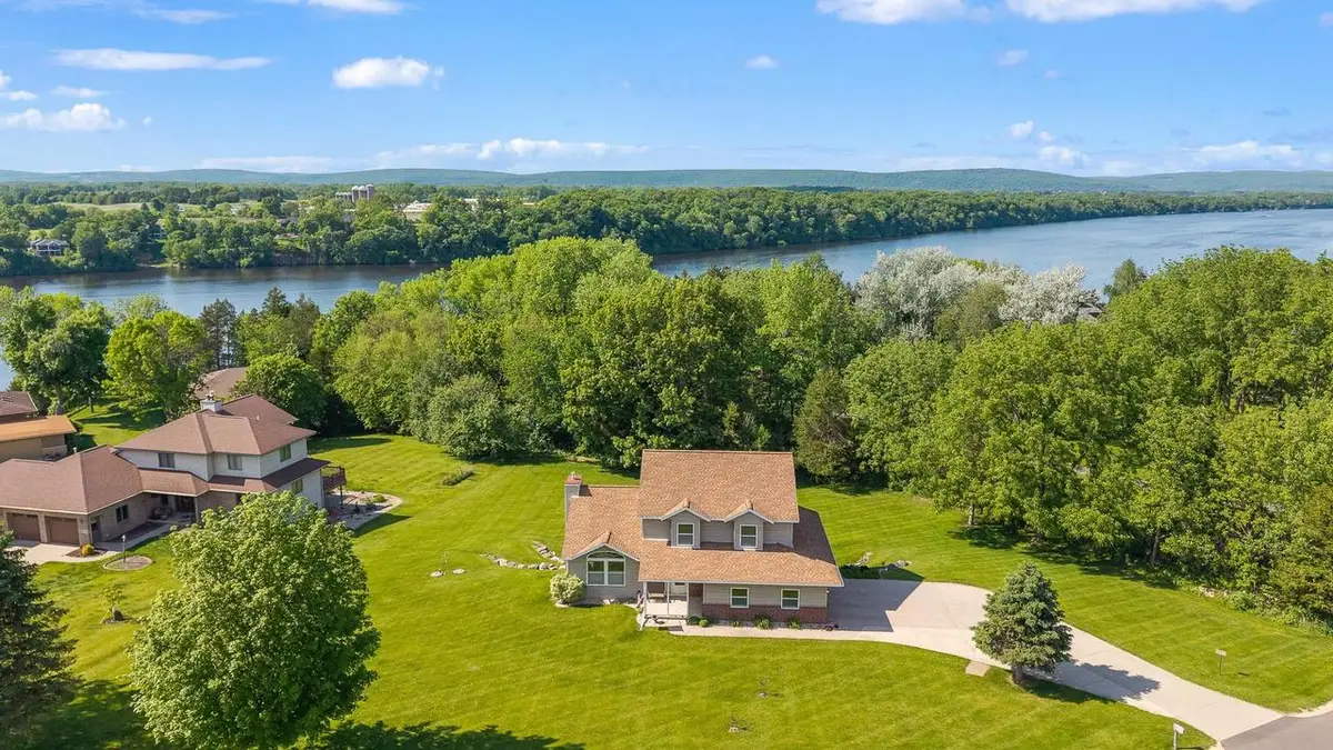 W14222 Selwood Drive, Prairie Du Sac, WI 53578 - #1