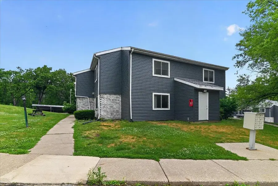 503 Whispering Pines Way #503, Fitchburg, WI 53713 - #2