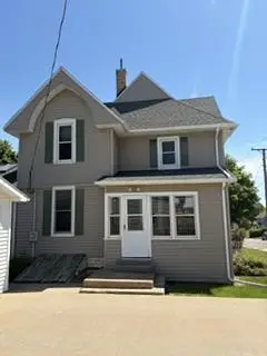 206 N Adams Street, Lancaster, WI 53813 - #3