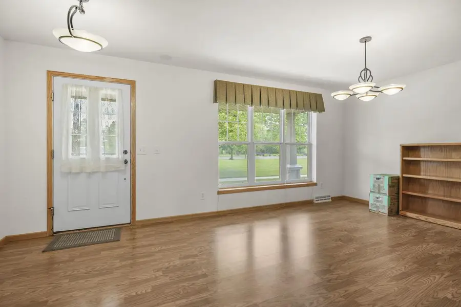 1565 Okeeffe Avenue, Sun Prairie, WI 53590 - #2