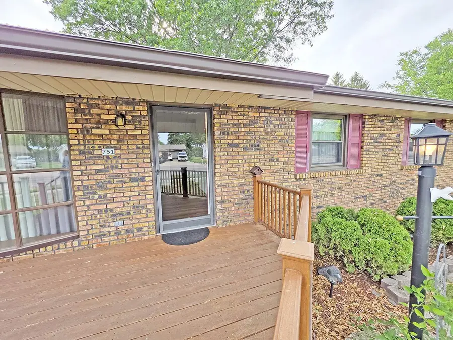 751 N Wright Road, Janesville, WI 53546 - #2