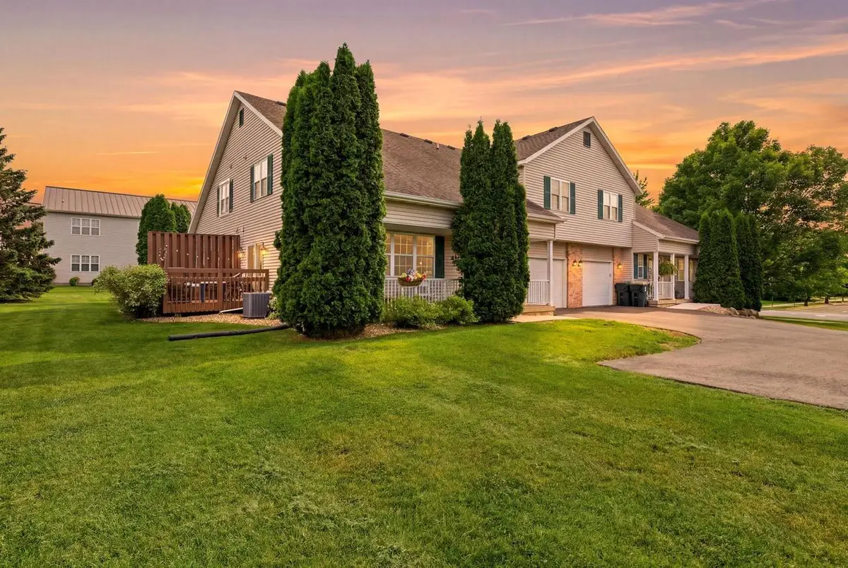 1183 Homestead Drive, Sun Prairie, WI 53590 - #1