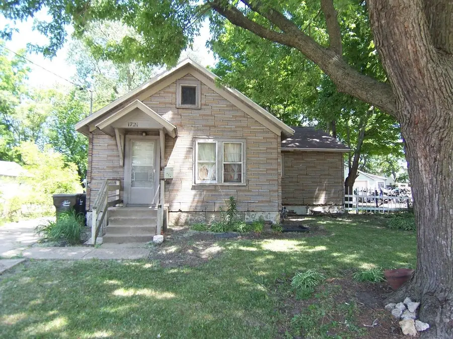 1721 Harrison Avenue, Beloit, WI 53511 - #3