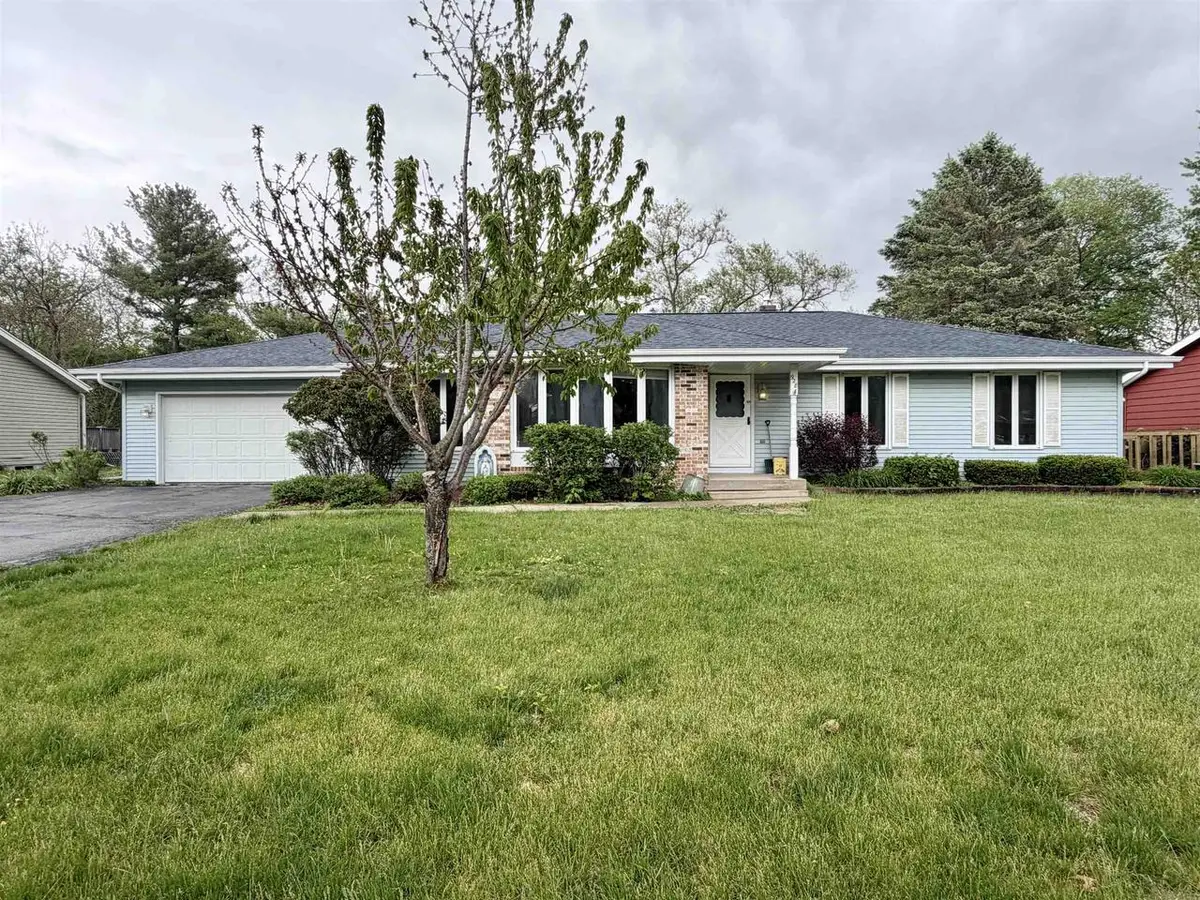928 Columbia Drive, Janesville, WI 53546 - #1