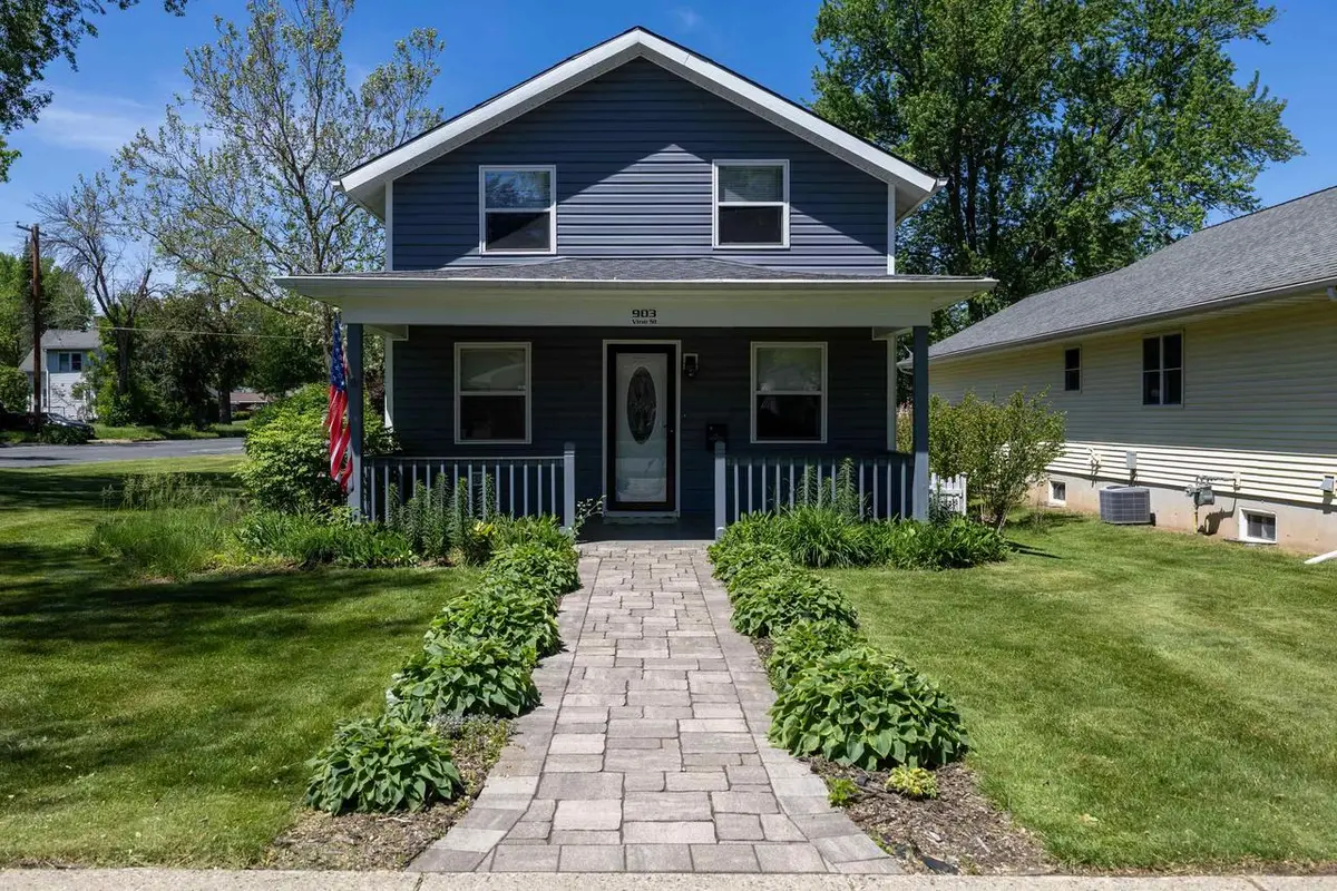903 Vine Street, Wisconsin Dells, WI 53965 - #1