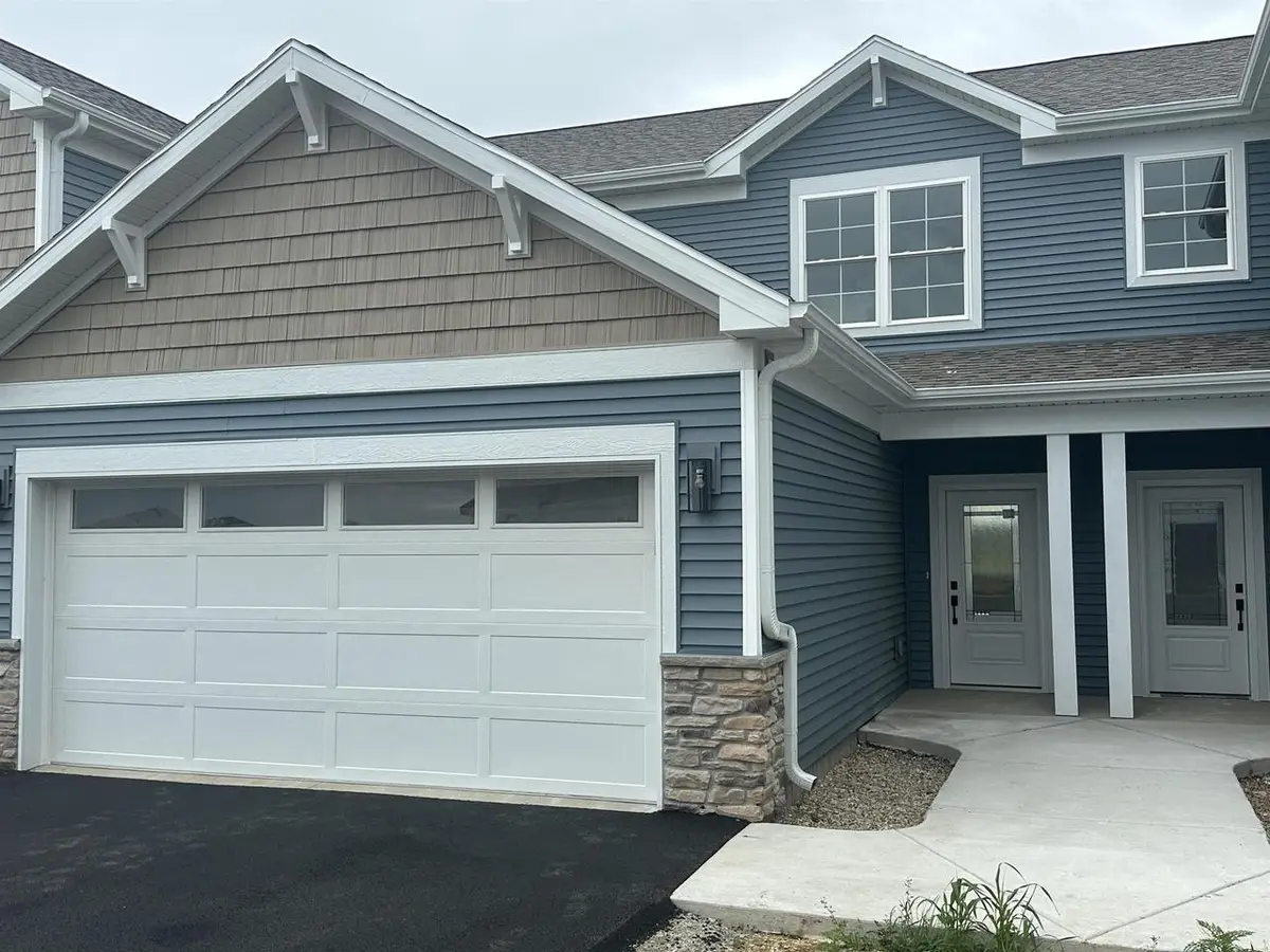 3164 S Bartells Dr Drive #202, Beloit, WI 53511 - #1