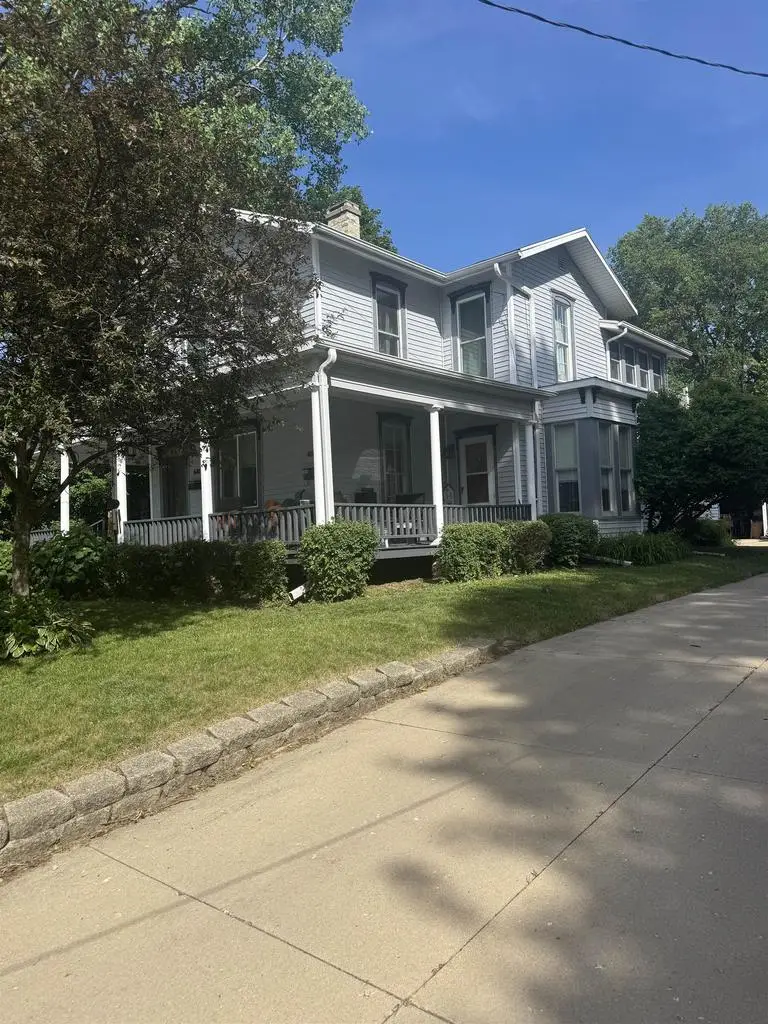 616-618 E Milwaukee Street, Janesville, WI 53545 - #1