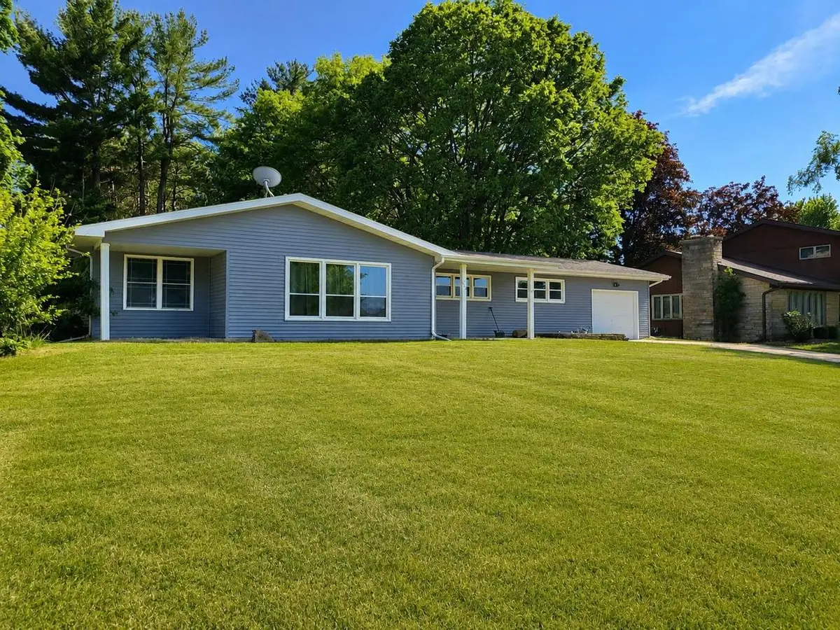 223 E Wisconsin Avenue, Monticello, WI 53570 - #1