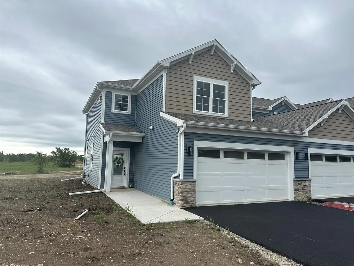 3160 S Bartells Drive, Beloit, WI 53511 - #1