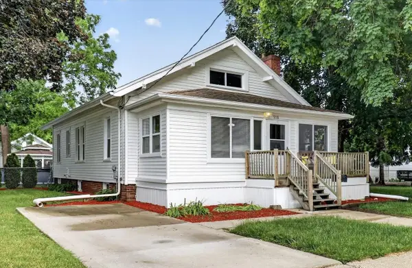 516 N Walnut Street, Janesville, WI 53548