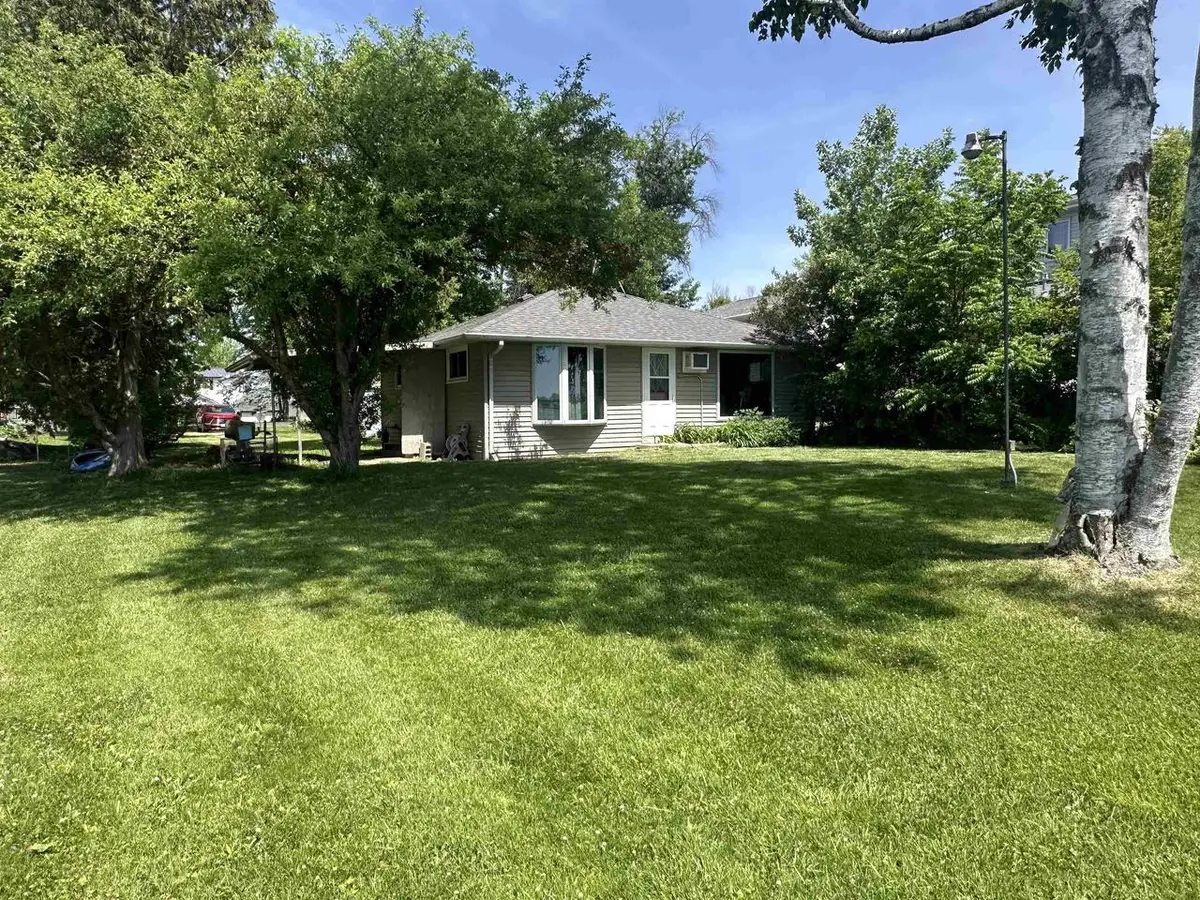 N10650 Chief Kuno Trail, Fox Lake, WI 53933 - #1