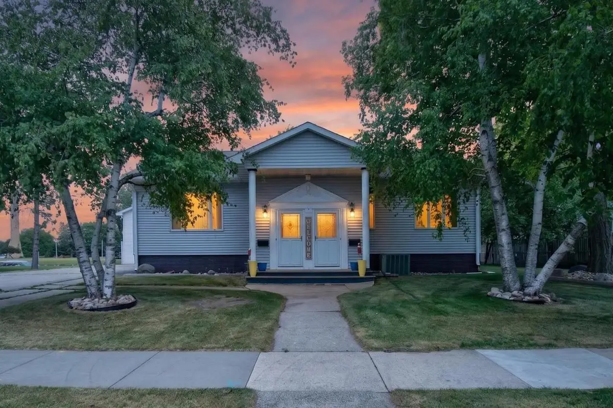 1126 Fillmore Avenue, Oshkosh, WI 54902 - #1