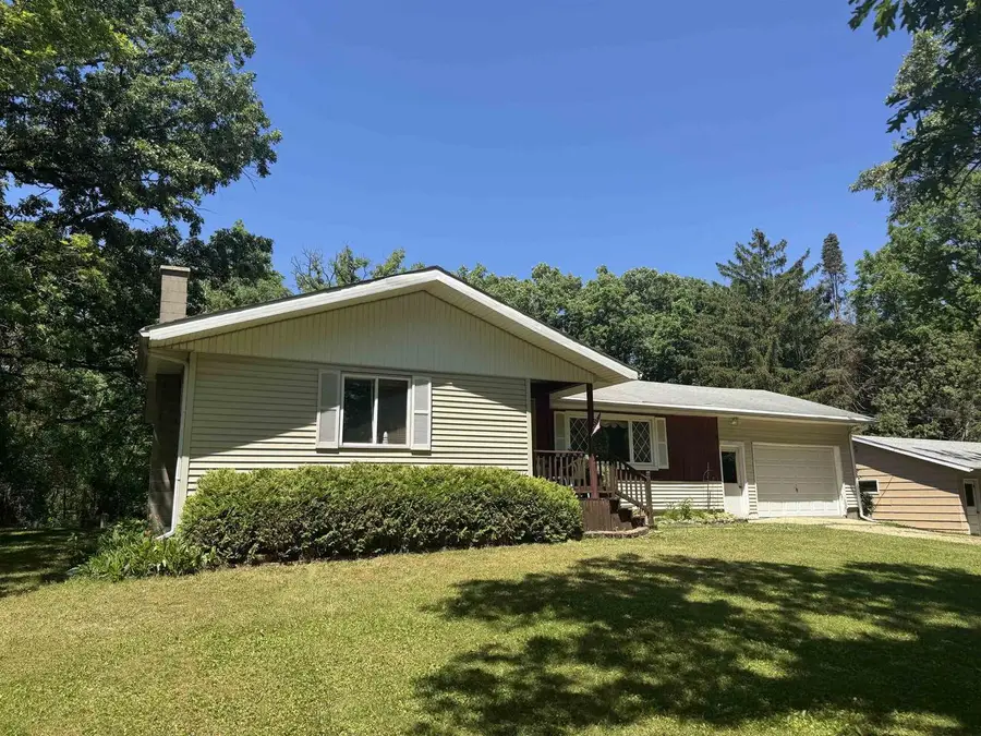 4529 E Palakwia Drive, Janesville, WI 53546 - #3