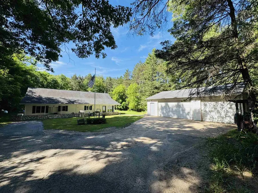 W3591 Twin Lane, Redgranite, WI 54970 - #2