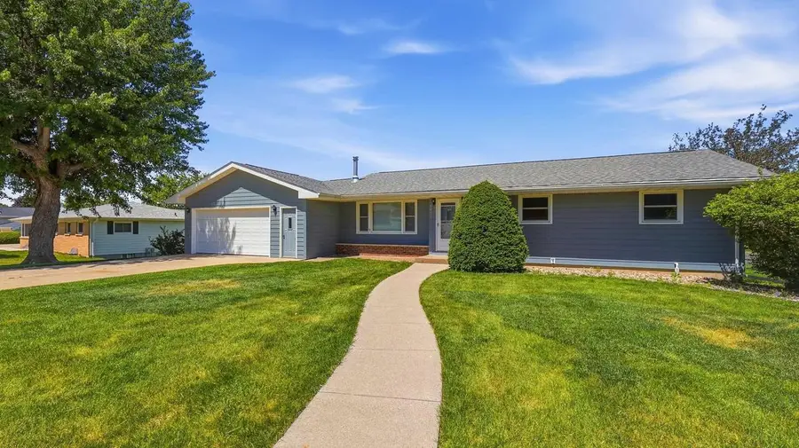 1070 Princess Court, Platteville, WI 53818 - #2