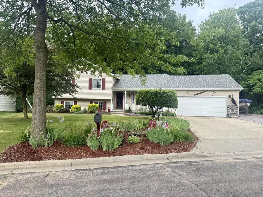 1524 Jennifer Avenue, Tomah, WI 54660 - #2