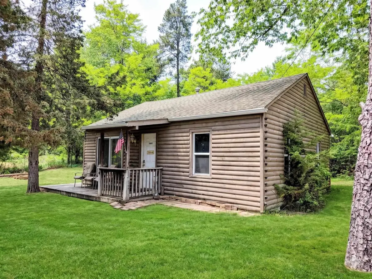 1087 E Hiawatha Drive, Wisconsin Dells, WI 53965 - #1