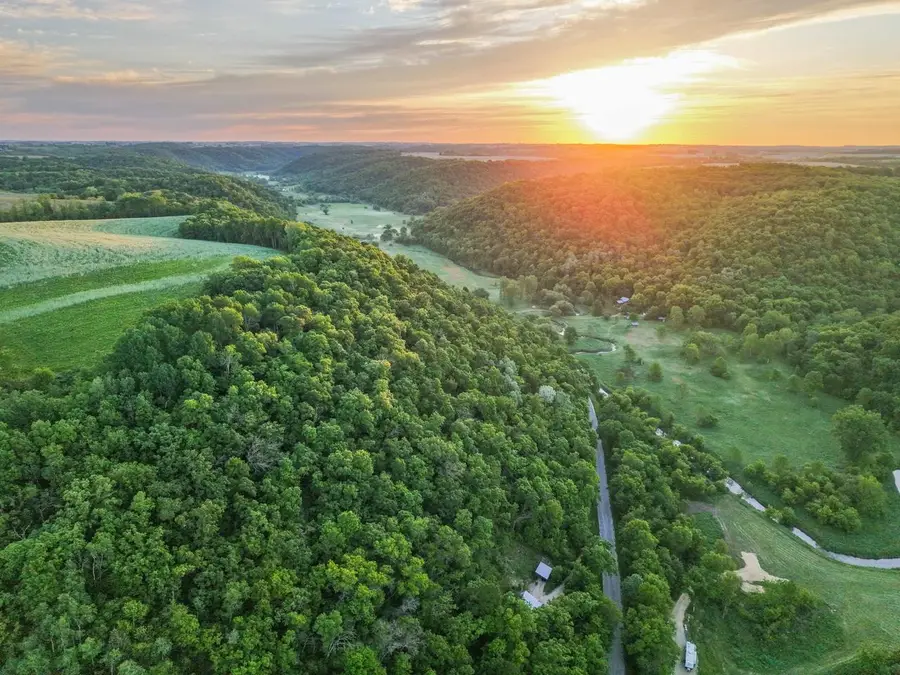 S6073 Sidie Hollow Road, Viroqua, WI 54665 - #3