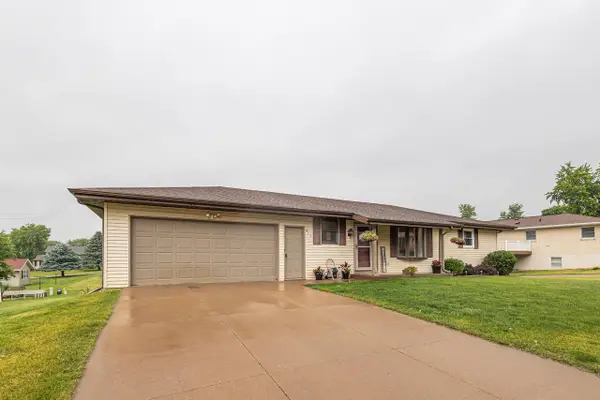 811 S Madison Street, Cuba City, WI 53807