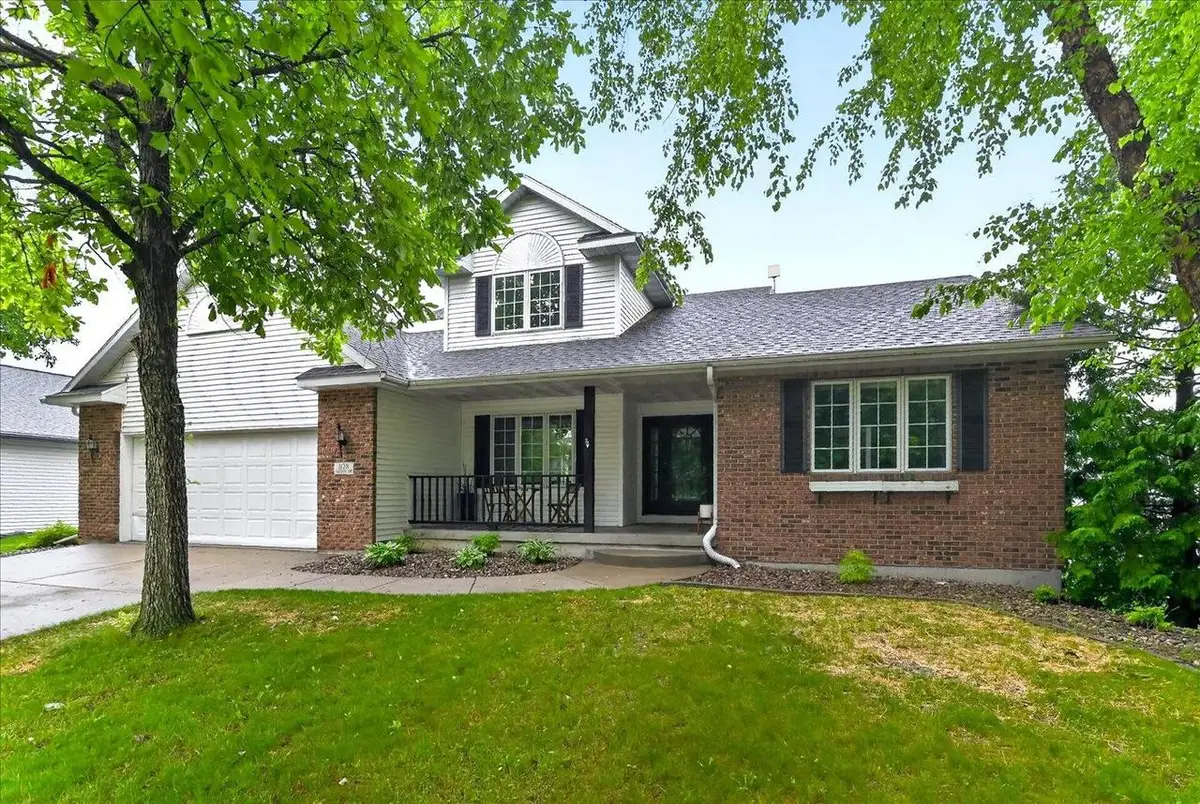 1128 Virdon Drive, Sun Prairie, WI 53590 - #1