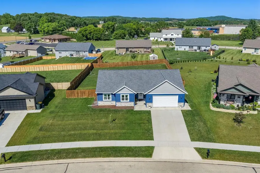 2055 Willow Run, Reedsburg, WI 53959 - #3