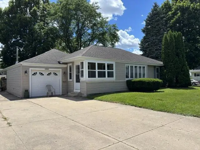 1402 Bennett Street, Janesville, WI 53545 - #2