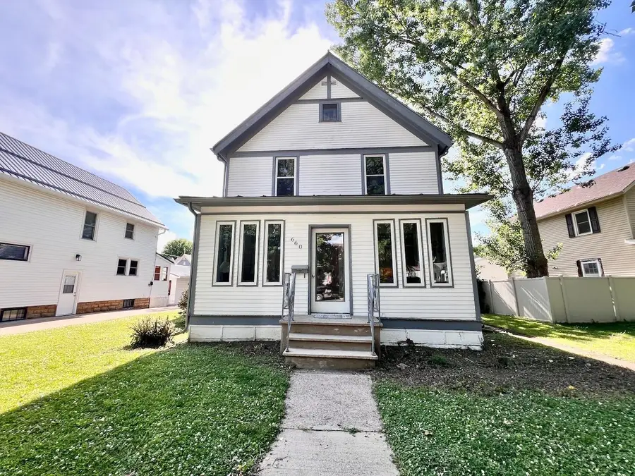 660 N Church Street, Richland Center, WI 53581 - #2