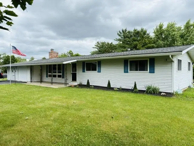 N6304 Hillcrest Road, Pardeeville, WI 53954 - #1