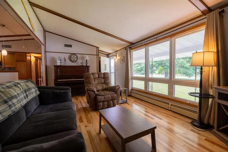 N6304 Hillcrest Road, Pardeeville, WI 53954 - #2