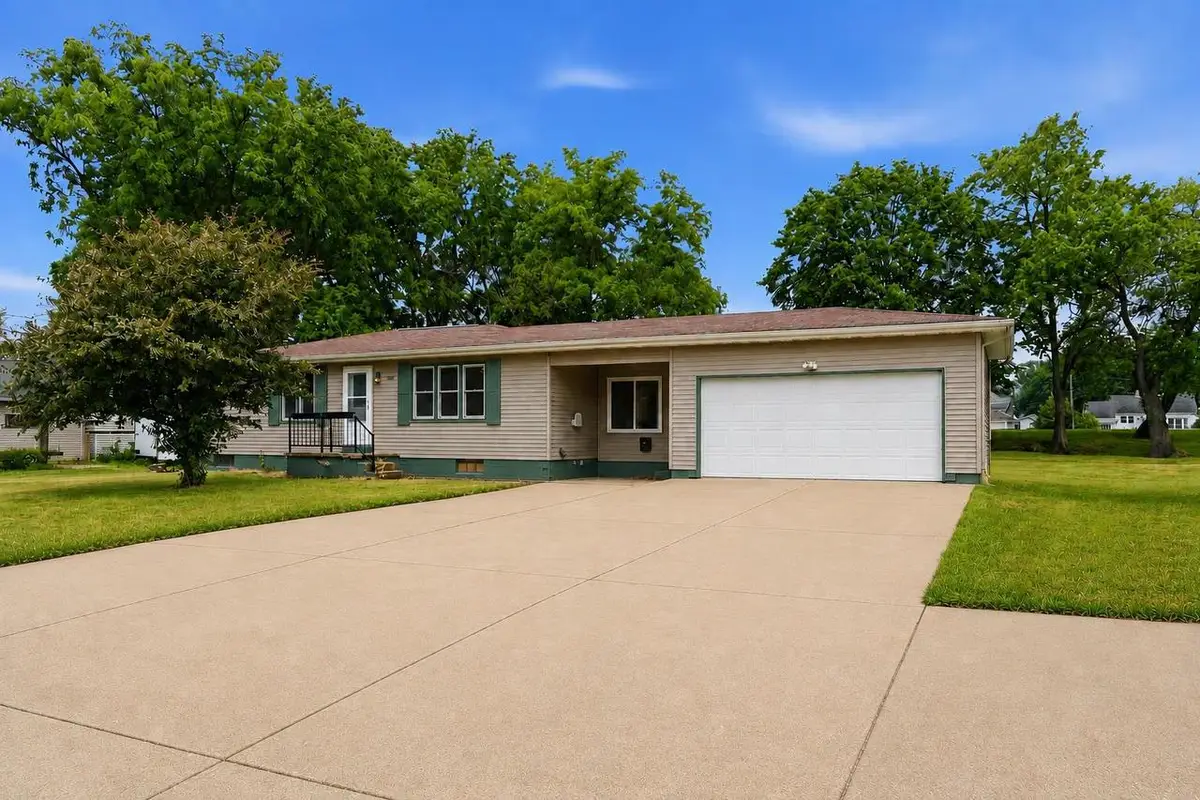 503 11th Street, Brodhead, WI 53520 - #1