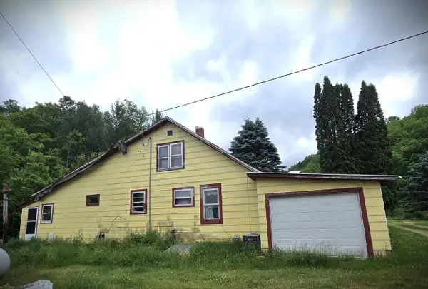 15928 Pine Tree Road, Highland, WI 53543