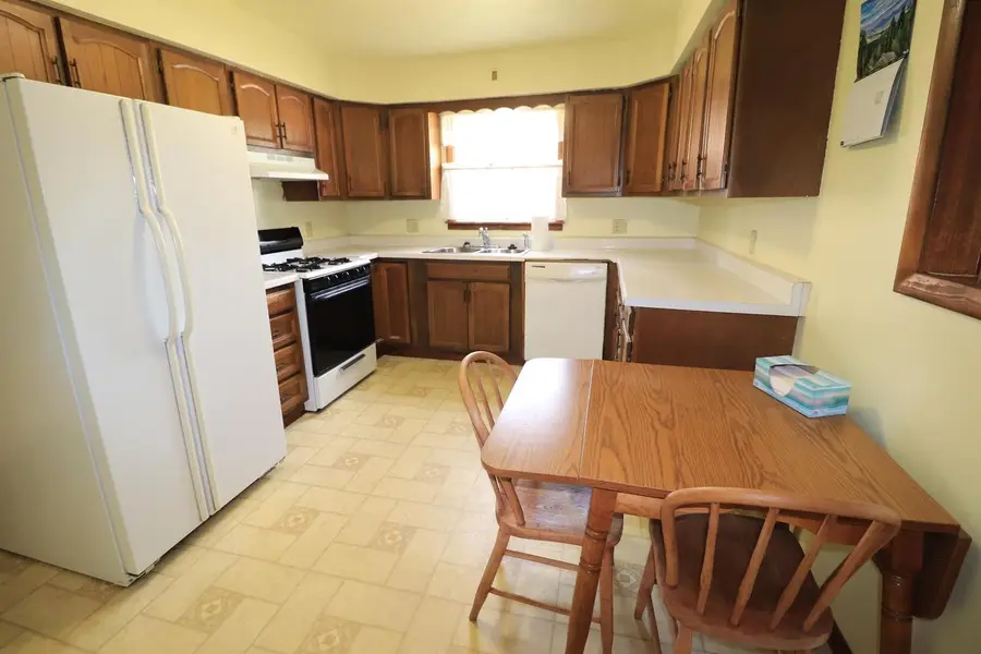 1604 S Osborne Avenue, Janesville, WI 53546 - #3