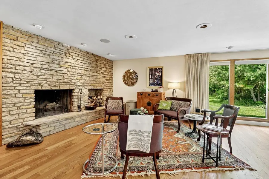 3 Waushara Circle, Madison, WI 53705 - #2