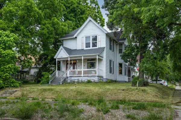 133 10th Street, Baraboo, WI 53913