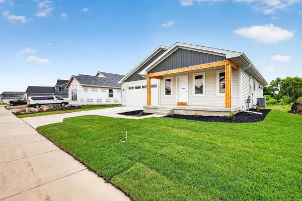 1061 Kamperschroer Way, Sun Prairie, WI 53590