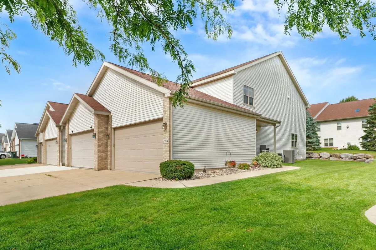 2914 Kentville Drive, Sun Prairie, WI 53590 - #1