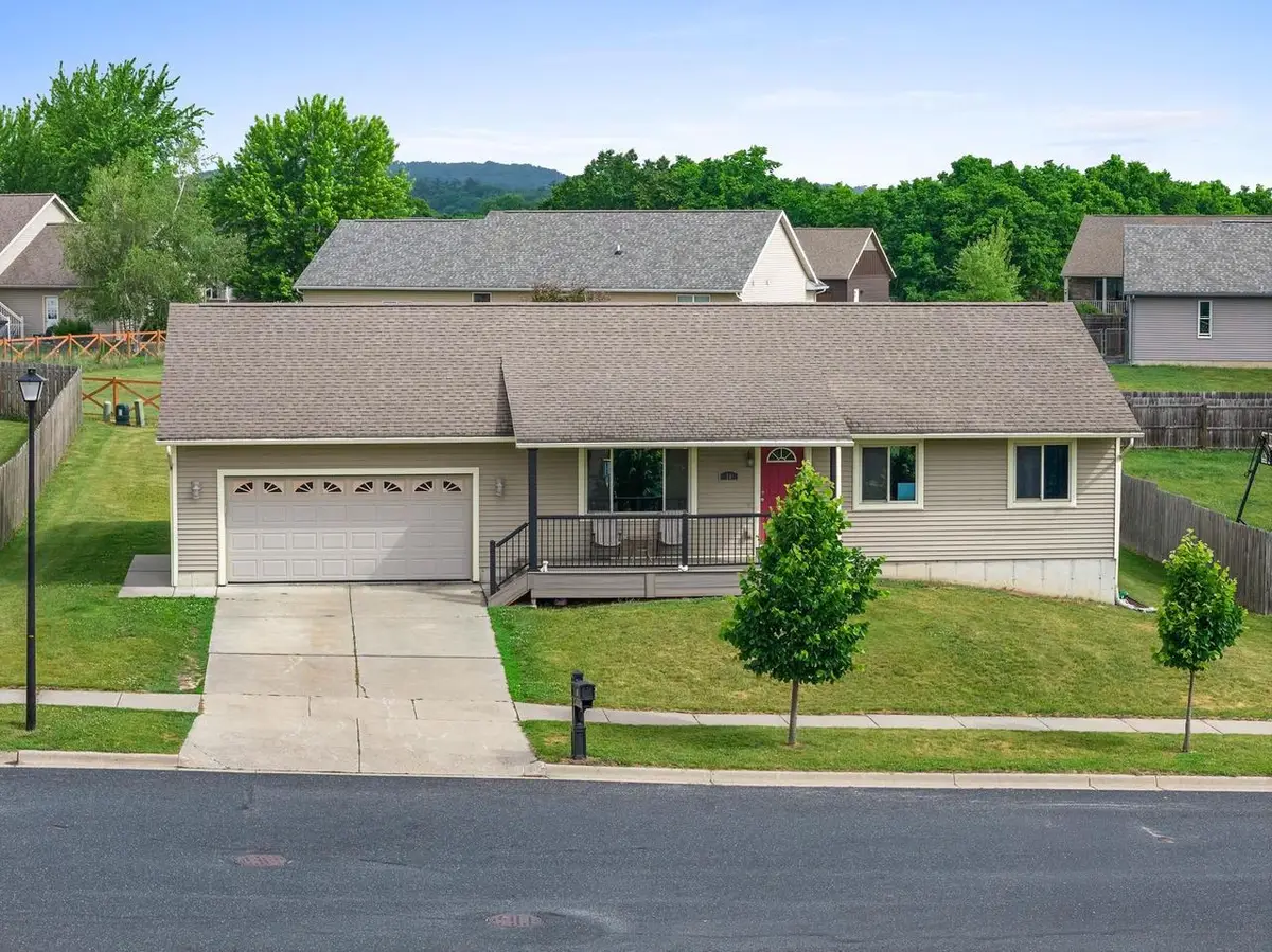 38 Dessa Rain Drive, Reedsburg, WI 53959 - #1