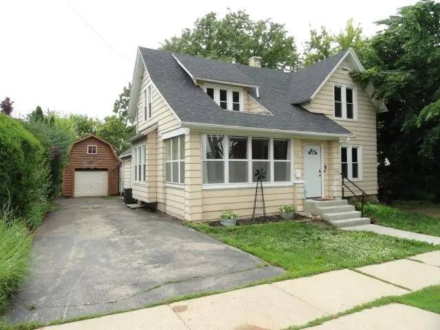 318 N 3rd St, Fort Atkinson, WI 53538 - #1