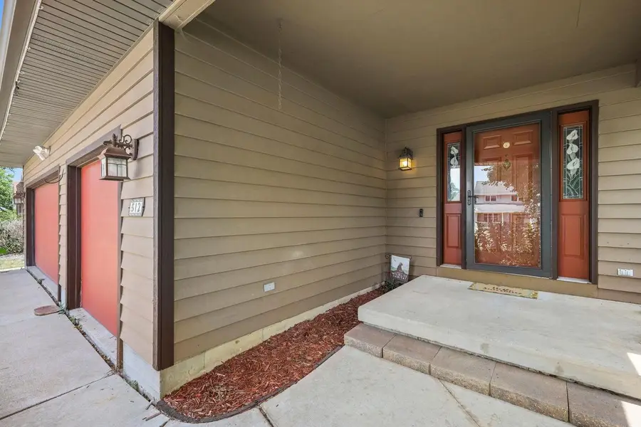 512 Dorn Drive, Waunakee, WI 53597 - #2