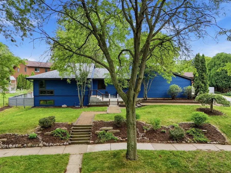 6805 Harvest Hill Road, Madison, WI 53717 - #2