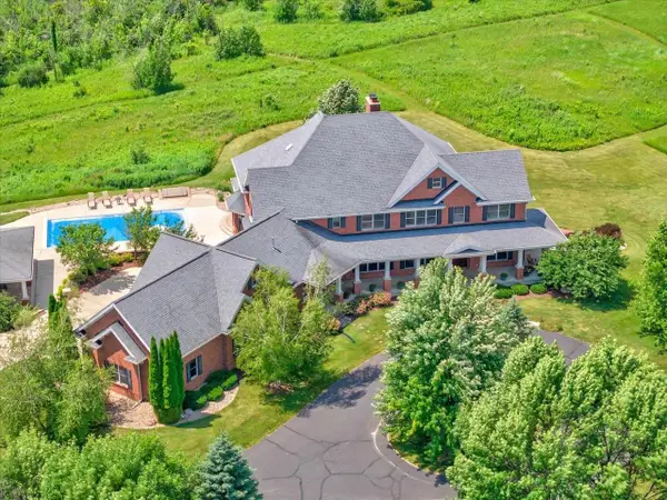 7876 Autumn Pond Trail, Middleton, WI 53562