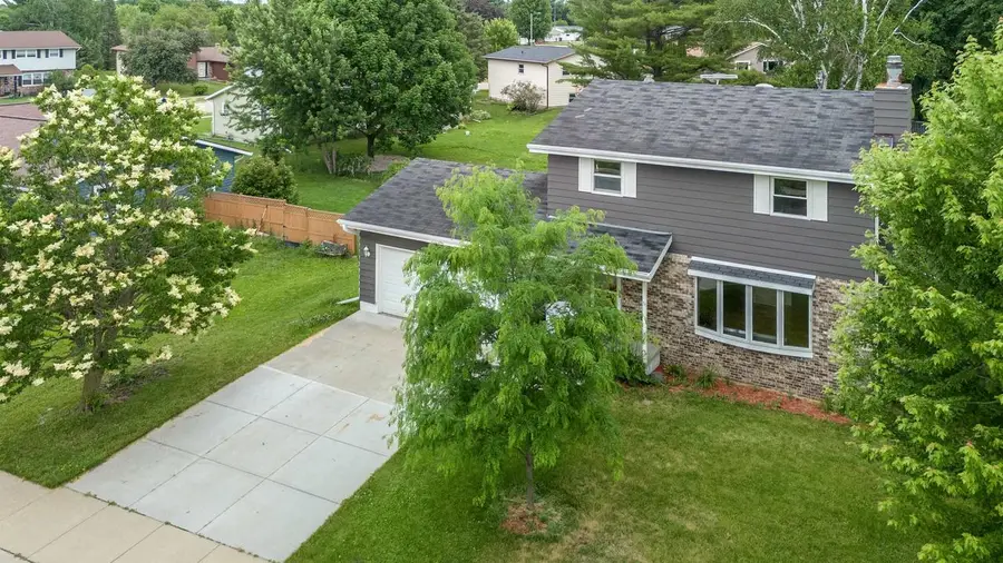 1289 Crossing Ridge Trail, Sun Prairie, WI 53590 - #2