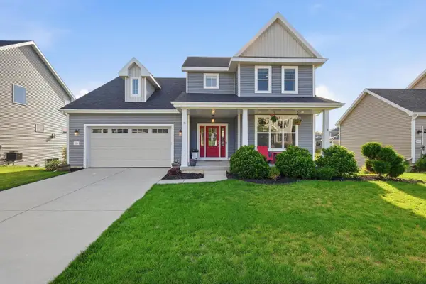 5326 N Peninsula Way, Mcfarland, WI 53558